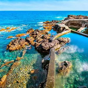 Primera Línea En Piscinas Naturales. Barlovento